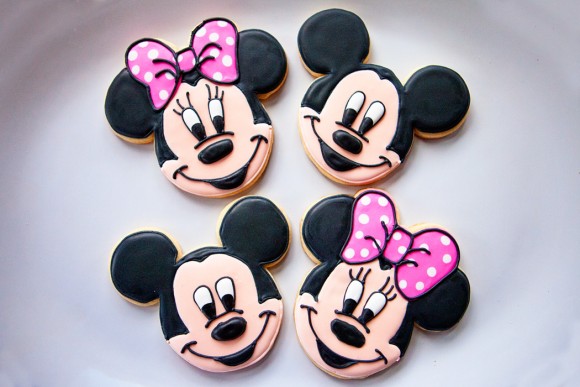 bakedhappy_mickeyminniecookies