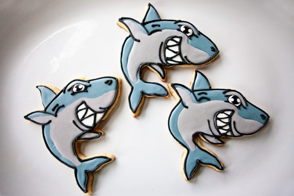 bakedhappy_sharkcookiesWEB